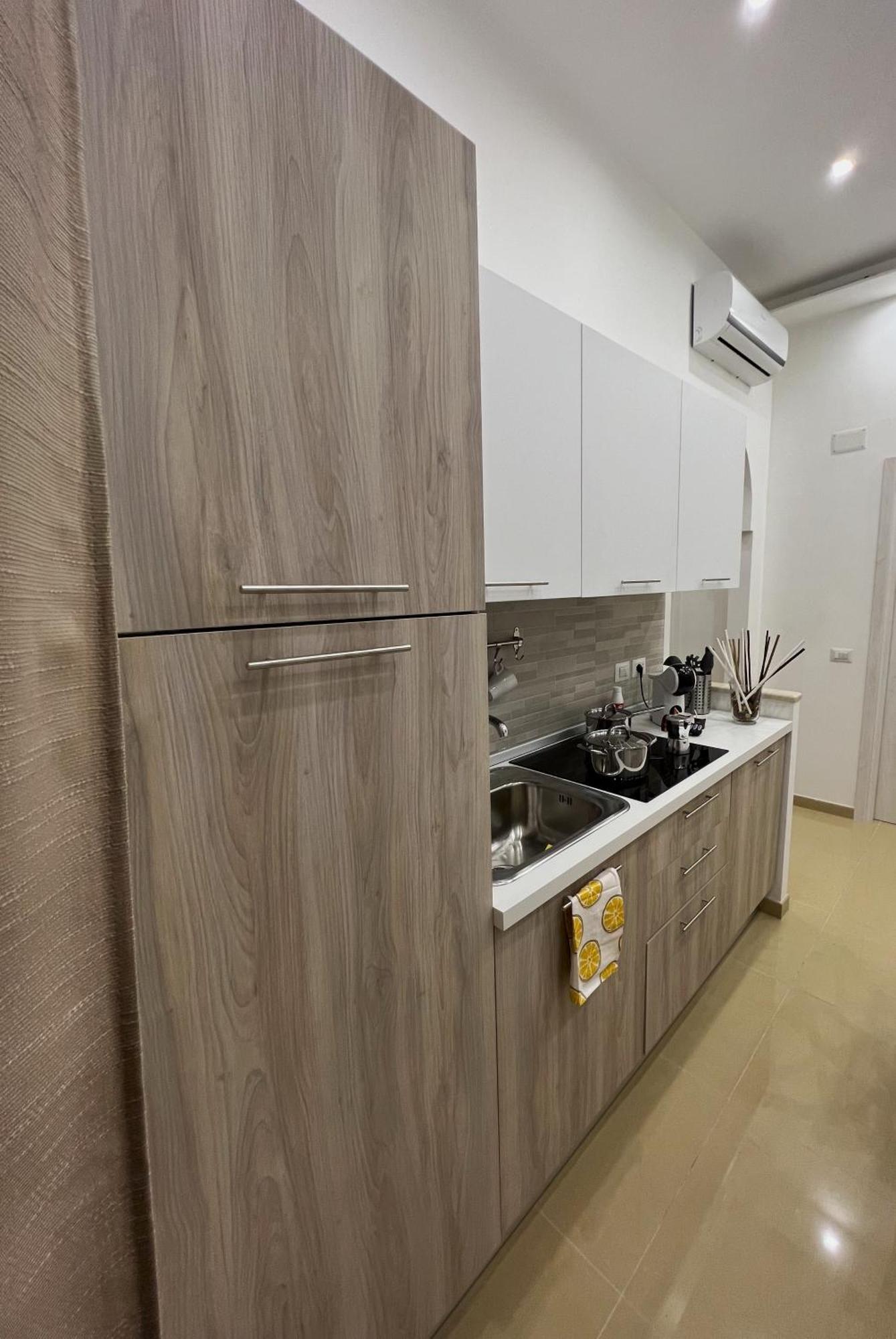 L'Ospite Napoletano Apartment Napoli Exterior foto